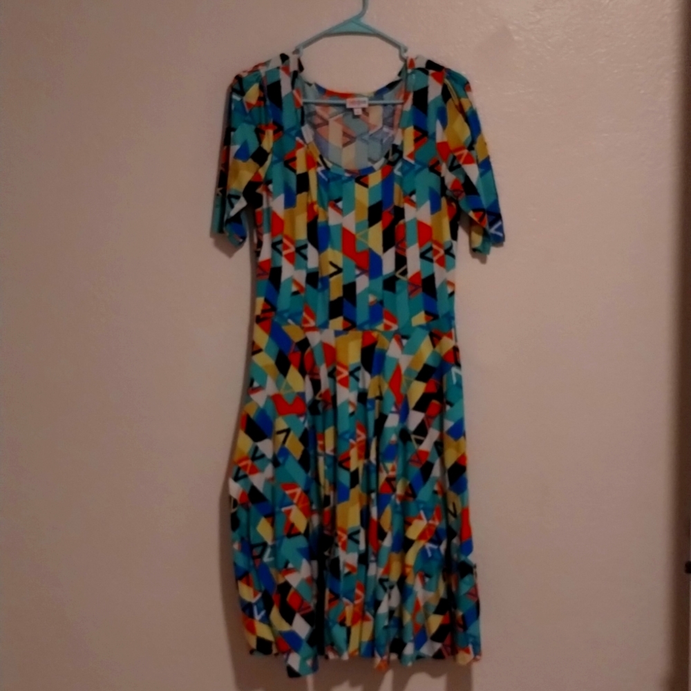 Lularoe Medium Nicole Dress